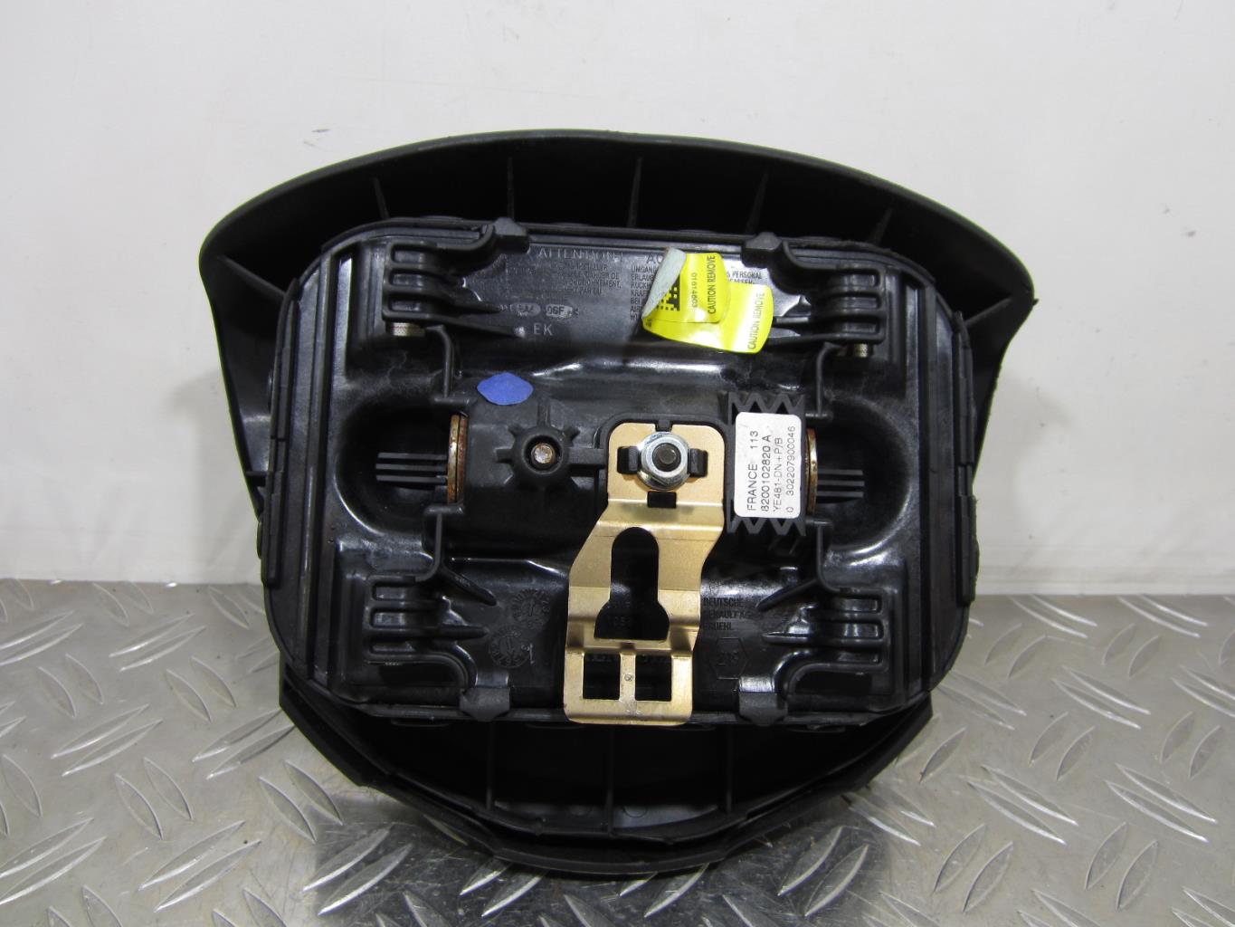 Air bag conducteur RENAULT VEL SATIS – 8200102820
