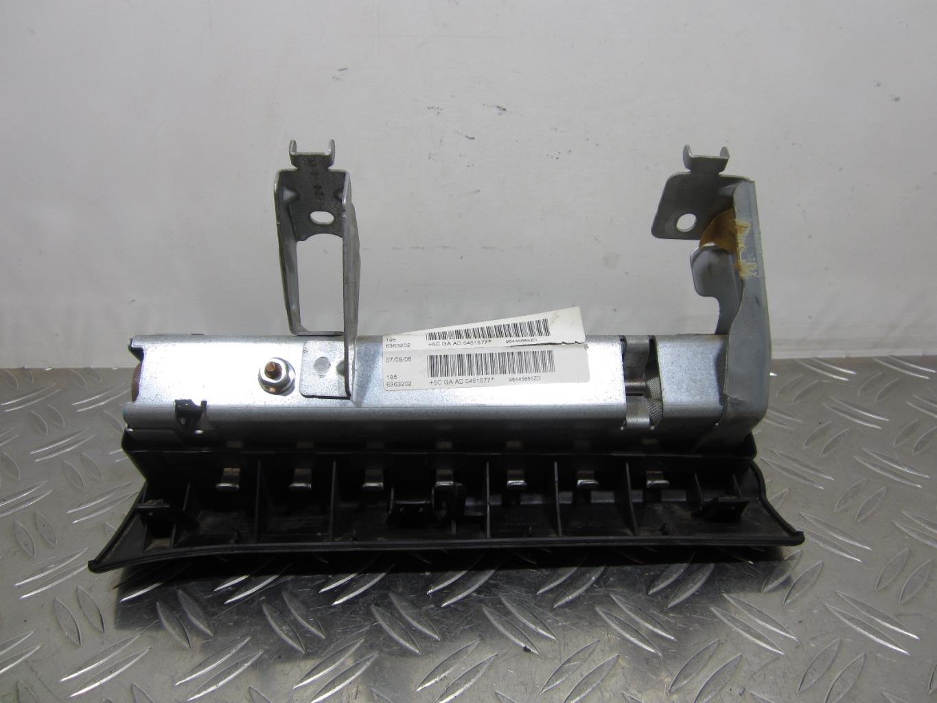 Air bag genoux avant gauche PEUGEOT 407 – 96445885ZD / 96445885