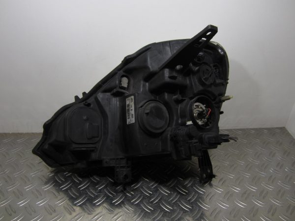 Optique avant principal droit (feux)(phare) RENAULT MODUS – 8200658377 / 89316460