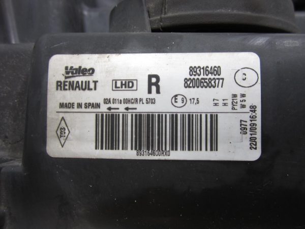 Optique avant principal droit (feux)(phare) RENAULT MODUS – 8200658377 / 89316460