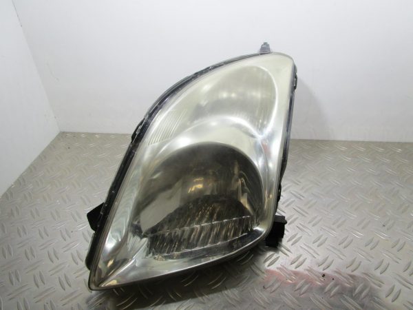 Optique avant principal gauche (feux)(phare) SUZUKI SWIFT 3 – 3530062J11