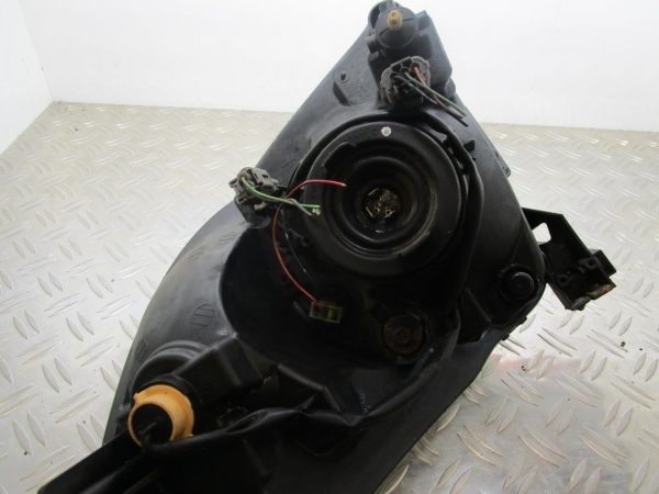 Optique avant principal gauche (feux)(phare) SUZUKI SWIFT 3 – 3530062J11