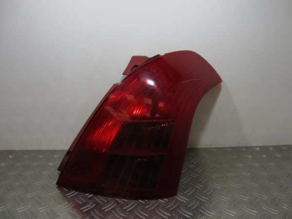 Feu arriere principal droit (feux) SUZUKI SWIFT 3 – 3565063J00