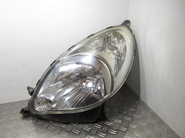 Optique avant principal gauche (feux)(phare) TOYOTA YARIS VERSO PHASE 1 – 8115052390