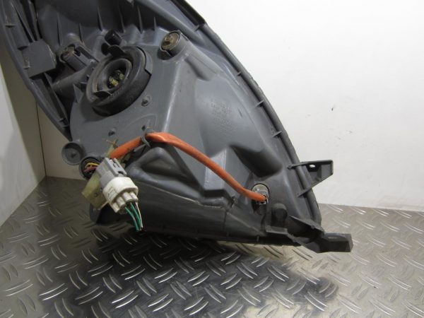 Optique avant principal gauche (feux)(phare) TOYOTA YARIS VERSO PHASE 1 – 8115052390