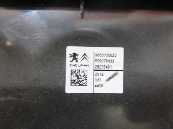 Interrupteur de leve vitre avant droit CITROEN C4 2 PHASE 1 – 96657056zd