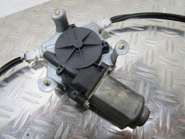 Leve vitre electrique avant gauche RENAULT CLIO 2 PHASE 2 – 7700842247