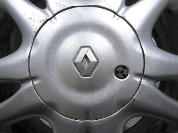 Jante RENAULT SAFRANE – 7700844957