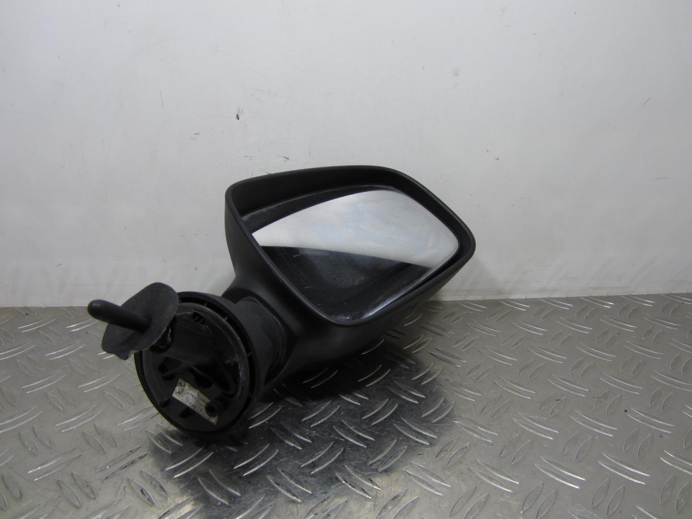 Retroviseur droit DACIA SANDERO 1 – 963015207R