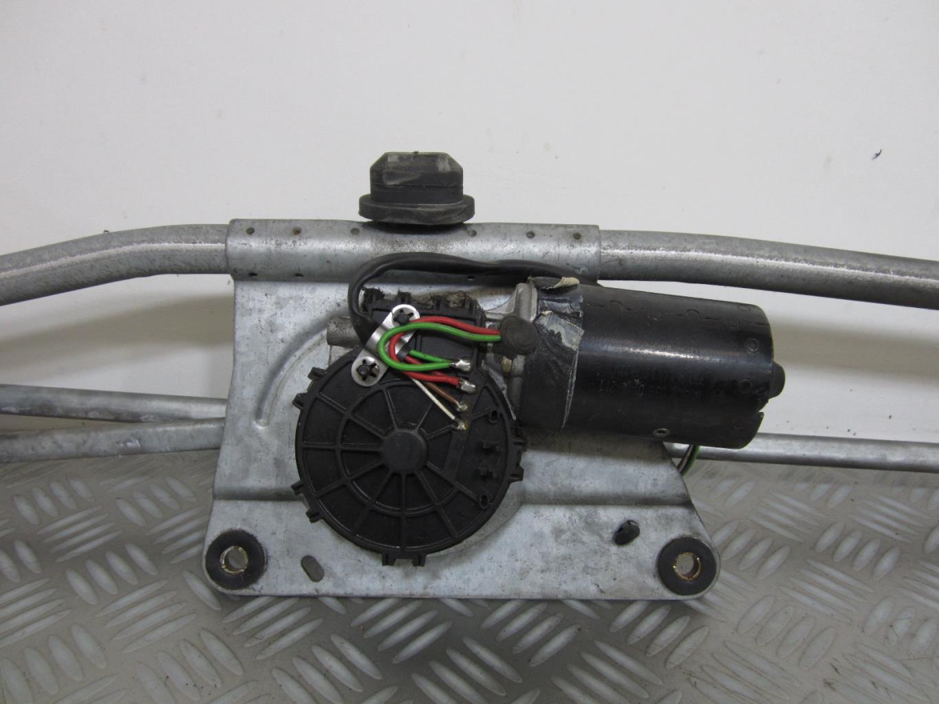 Moteur essuie glace avant CITROEN XSARA PICASSO – 0390241443 / 3397020489