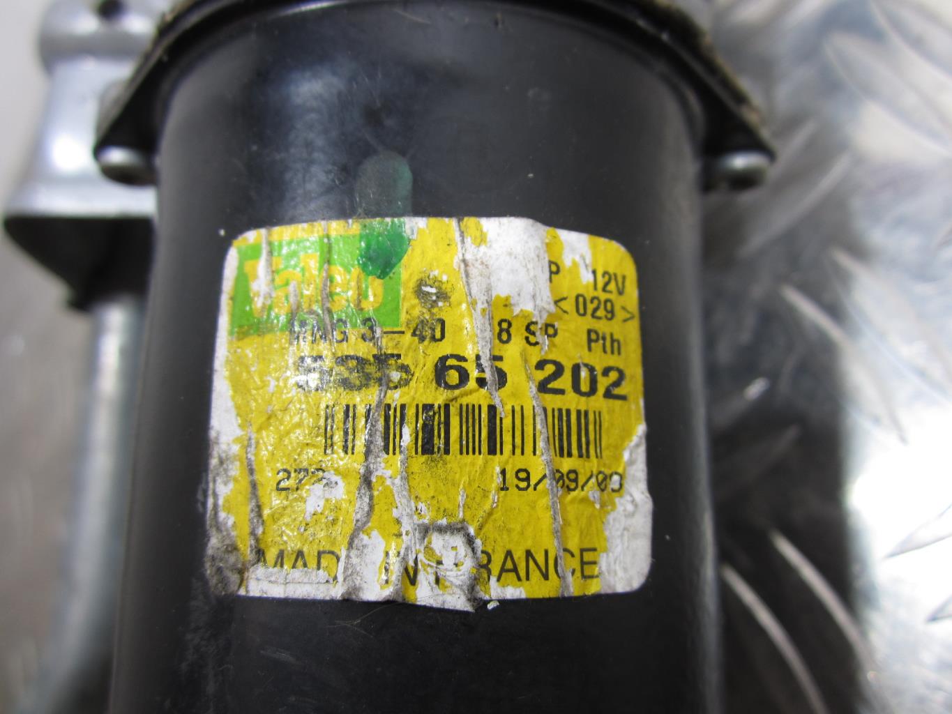Moteur essuie glace avant RENAULT SCENIC 2 – 8200327016 / 53565202