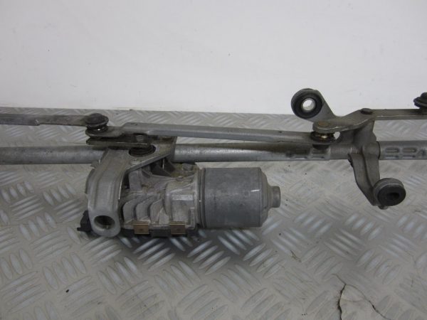 Moteur essuie glace avant PEUGEOT 308 1 – 3397021099 / 9684806680