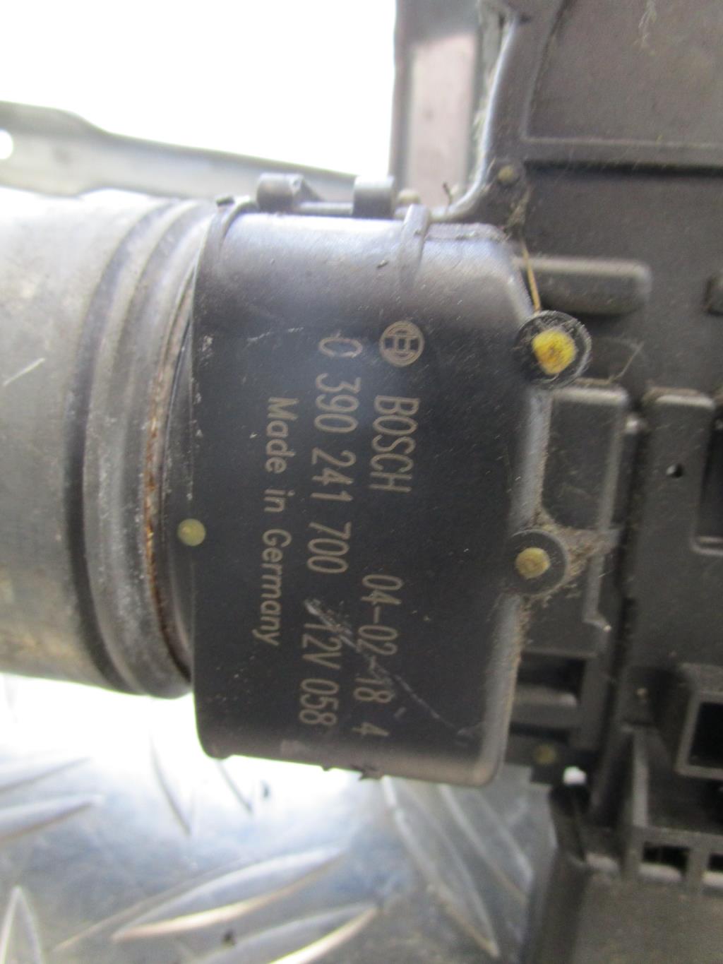 Moteur essuie glace avant CITROEN C5 PHASE 1 – 0390241700