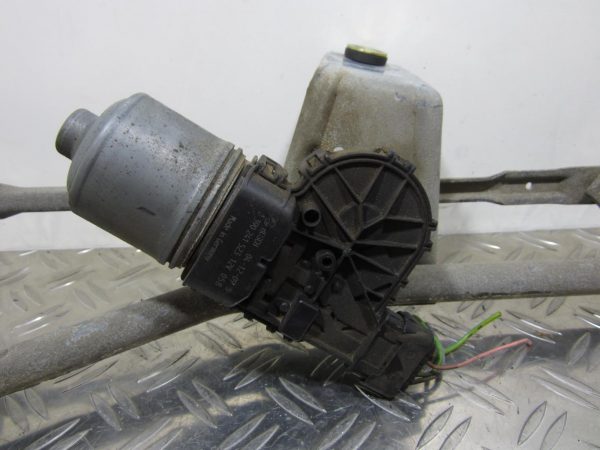 Moteur essuie glace avant PEUGEOT 206 PHASE 2 – 0390241523