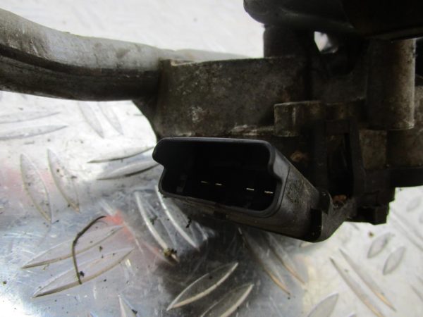 Moteur essuie glace avant RENAULT CLIO 3 – 54523631