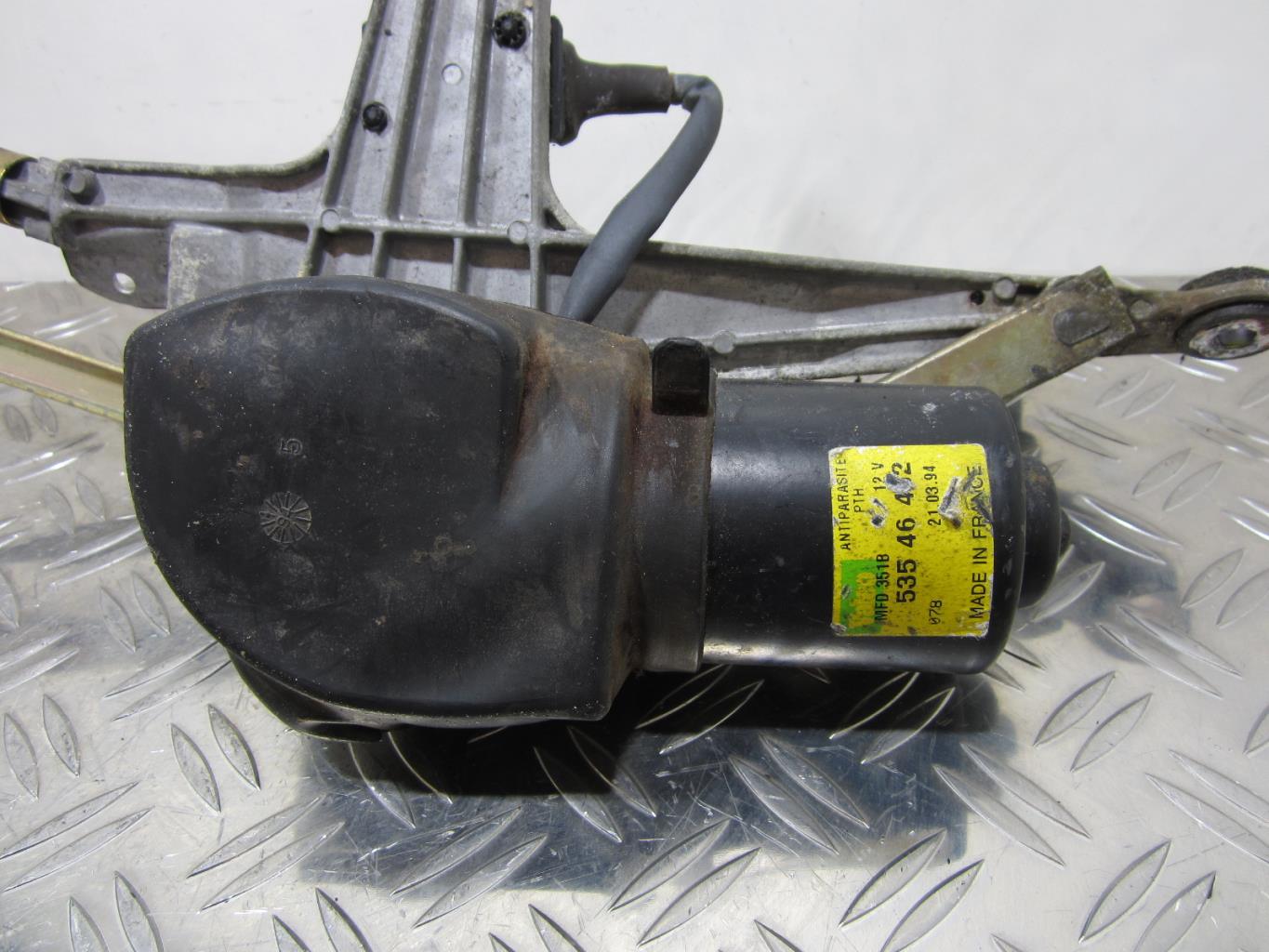 Moteur essuie glace avant RENAULT LAGUNA 1 PHASE 2 – 53546402