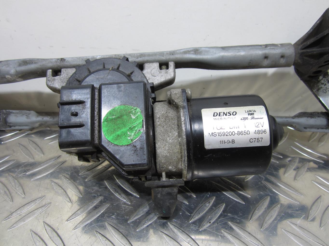 Moteur essuie glace avant FIAT 500 2 PHASE 1 – MS1592008650