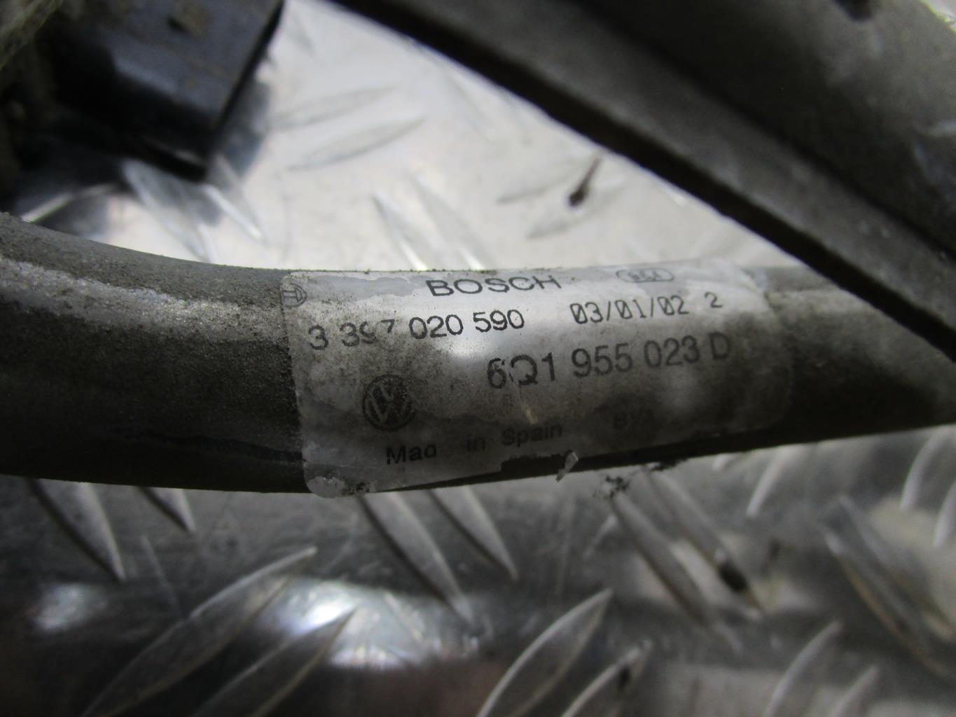 Moteur essuie glace avant VOLKSWAGEN POLO 4 PHASE 1 – 3397020590