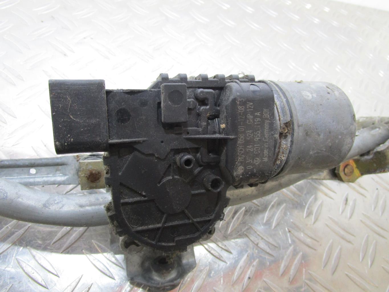 Moteur essuie glace avant VOLKSWAGEN POLO 4 PHASE 1 – 3397020590