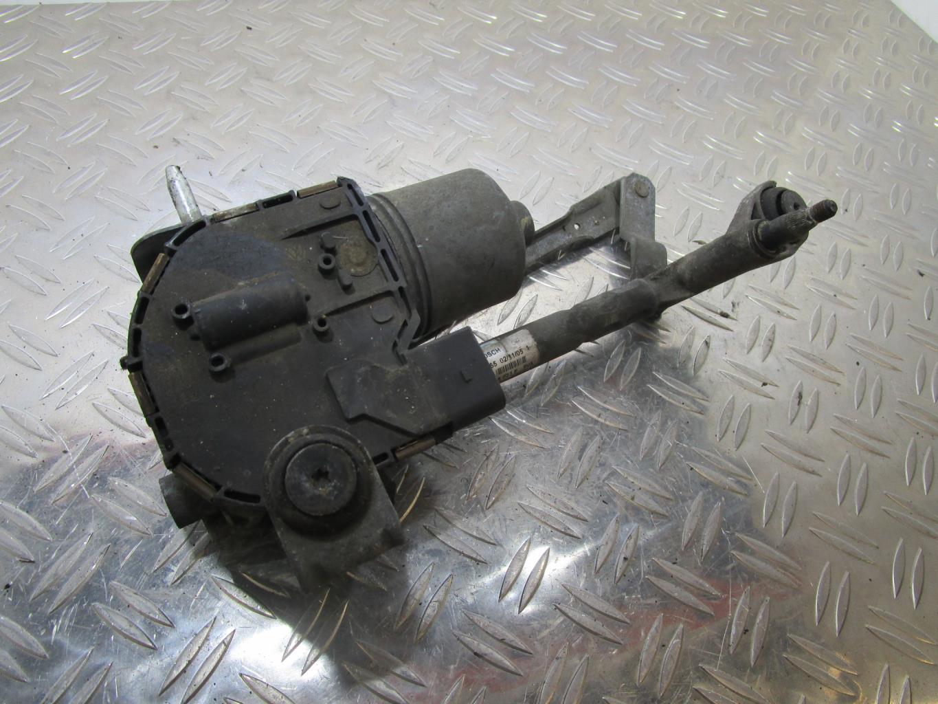 Moteur essuie glace avant gauche VOLKSWAGEN TOURAN 1 PHASE 1 – 3397020665