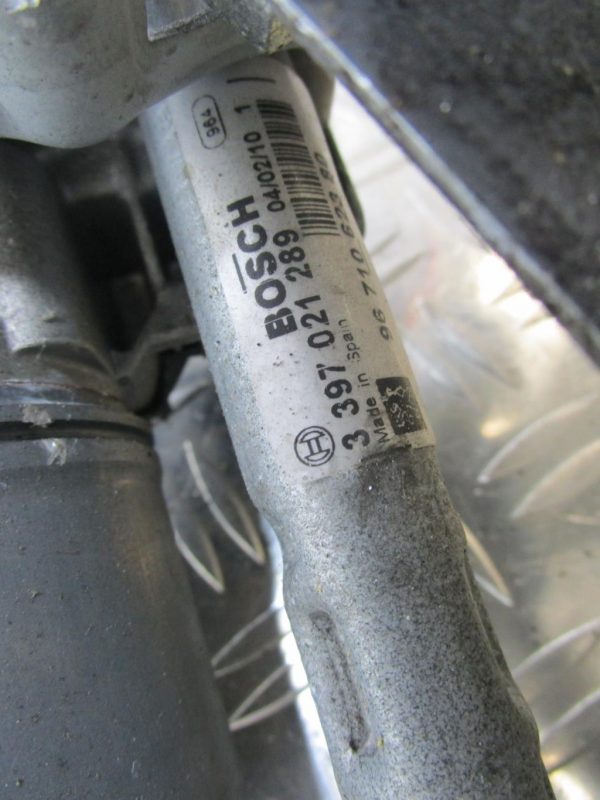 Moteur essuie glace avant droit PEUGEOT 3008 1 PHASE 1 – 3397021289