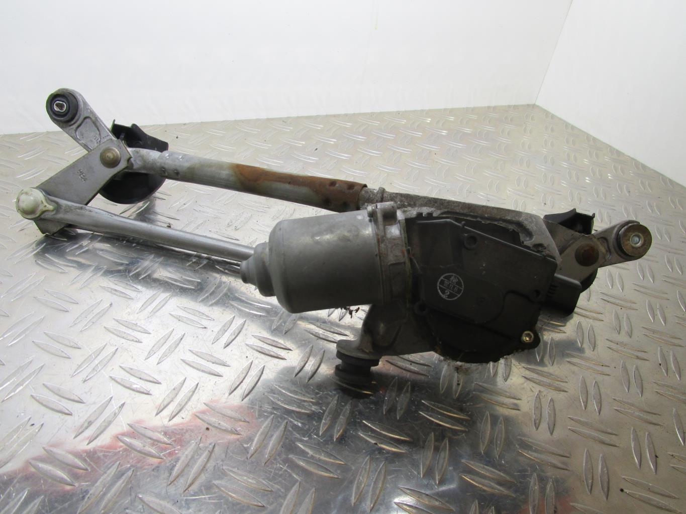 Moteur essuie glace avant TOYOTA YARIS 2 PHASE 1 – 1593000432