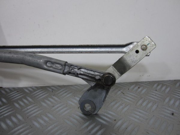 Moteur essuie glace avant MERCEDES VITO 639 – A6398200140 / 404751