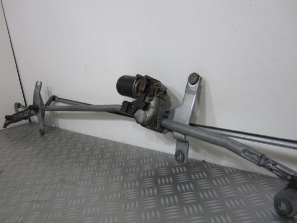 Moteur essuie glace avant MERCEDES VITO 639 – A6398200140 / 404751