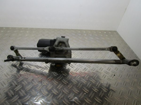 Moteur essuie glace avant RENAULT CLIO 2 PHASE 1 – 8200027623