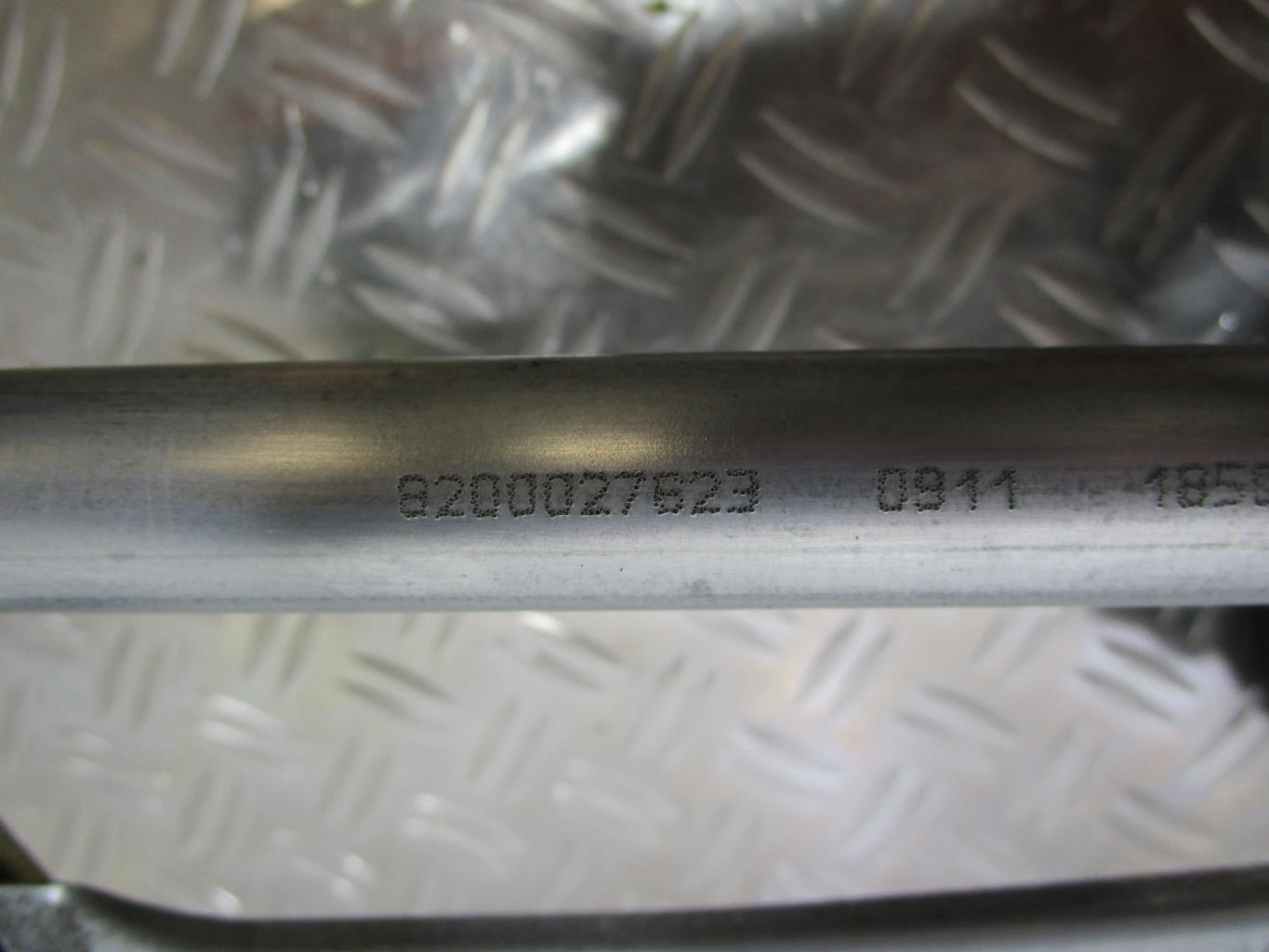 Moteur essuie glace avant RENAULT CLIO 2 PHASE 1 – 8200027623
