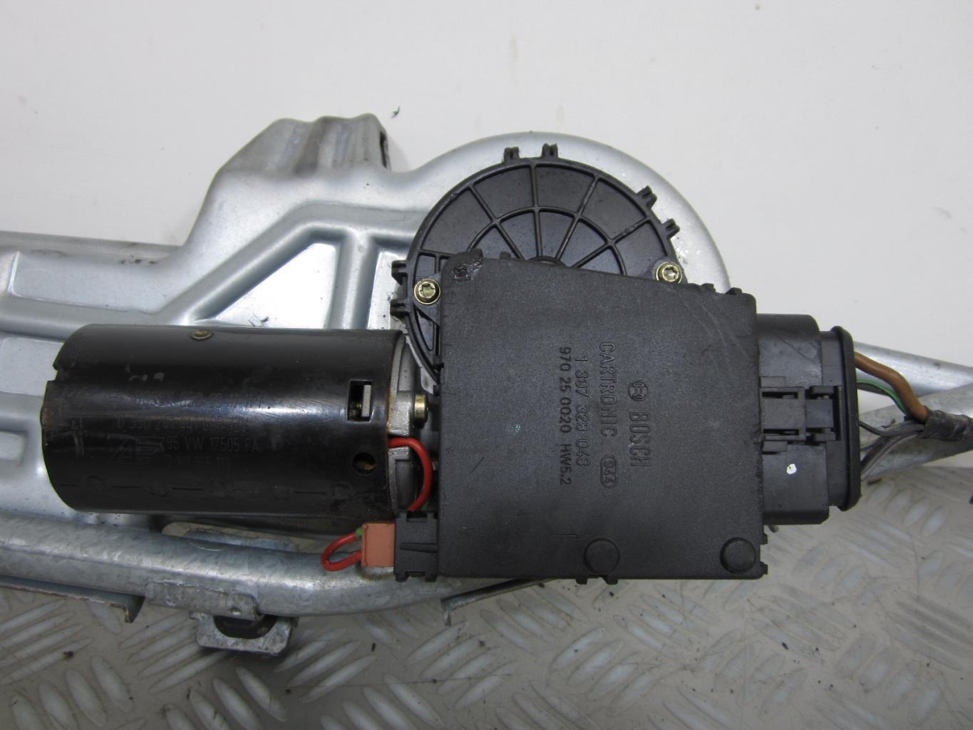 Moteur essuie glace avant VOLKSWAGEN SHARAN 1 PHASE 2 – 1397328048 / 0390241441