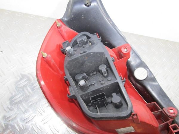Feu arriere principal droit (feux) RENAULT CLIO 3 PHASE 2 – 89035080