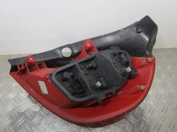 Feu arriere principal gauche (feux) RENAULT CLIO 3 PHASE 2 – 89035079