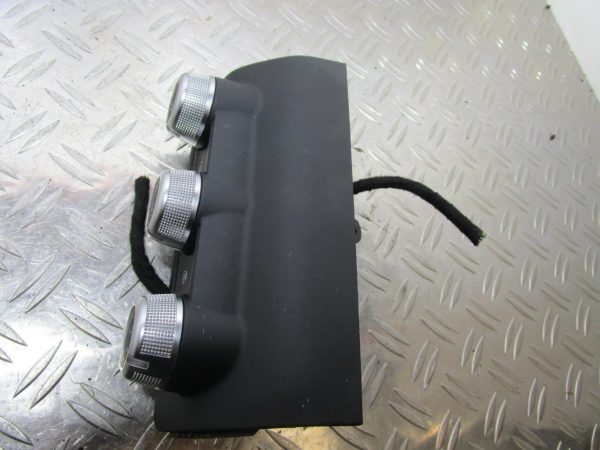 Commande chauffage AUDI A1 1 PHASE 1 – 8x0820043a