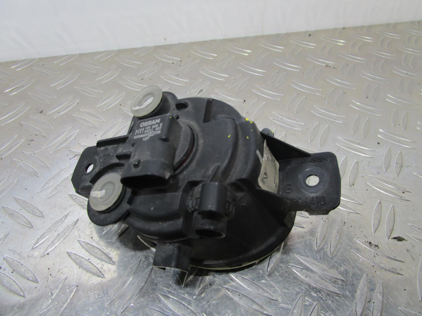 Anti brouillard gauche (feux) RENAULT CLIO 4 PHASE 1 – 8200002469