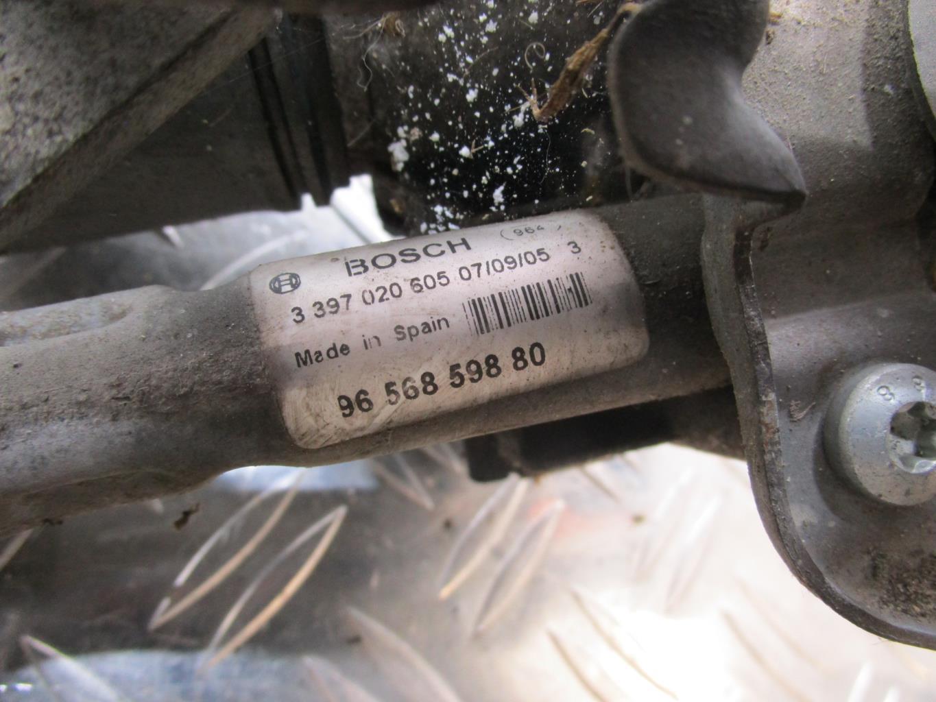 Moteur essuie glace avant droit PEUGEOT 407 PHASE 1 – 9660588680