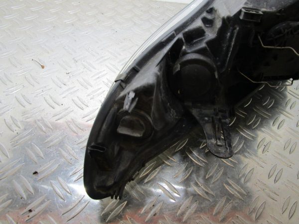 Optique avant principal gauche (feux)(phare) RENAULT MEGANE 3 PHASE 1 – 260100017r