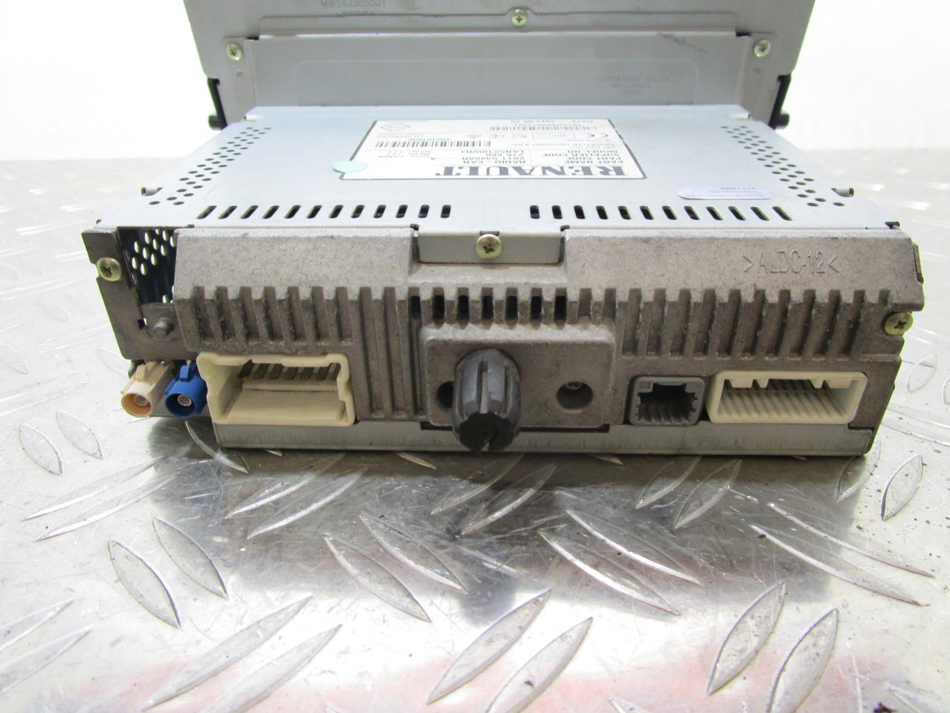 Ecran GPS RENAULT CLIO 4 PHASE 1 – lan5210wr1