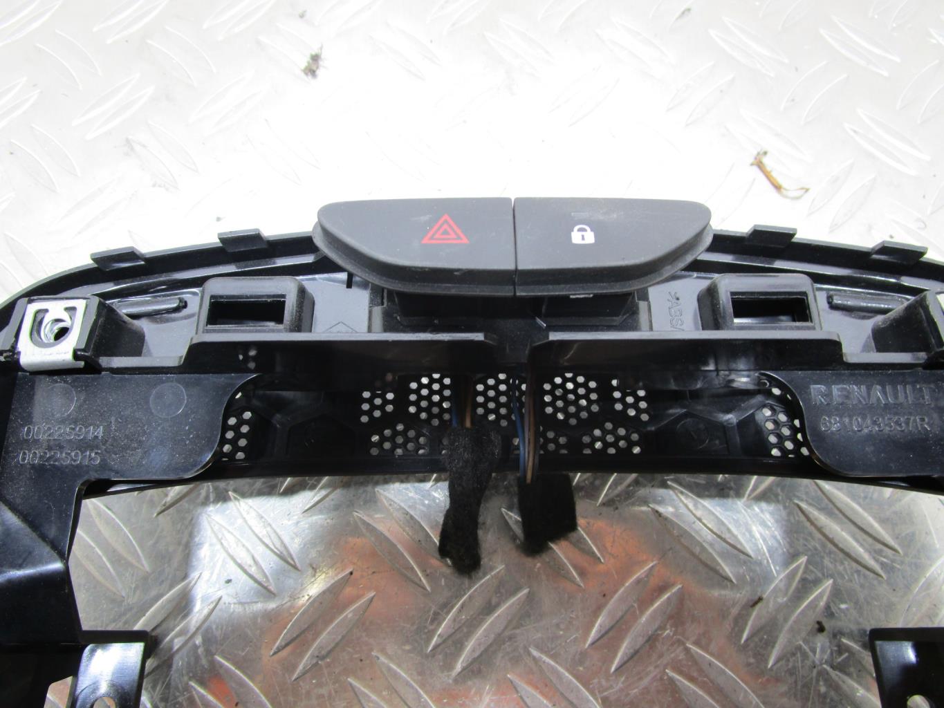 Console central (interieur plastique) RENAULT CLIO 4 PHASE 1 – 681043537r
