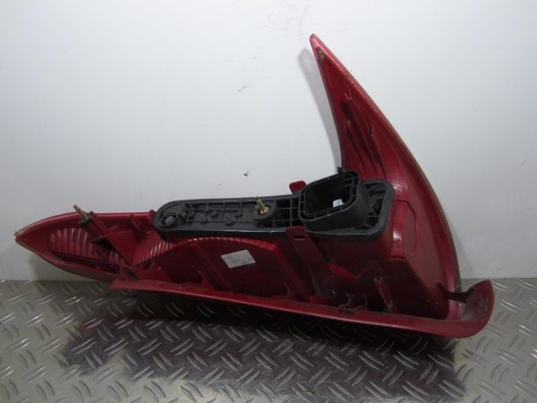 Feu arriere principal gauche (feux) PEUGEOT 206 SW PHASE 1 – 6350R4