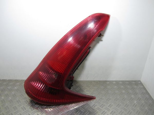 Feu arriere principal droit (feux) PEUGEOT 206 SW PHASE 1 – 6351R4