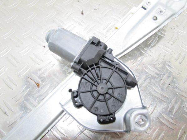 Leve vitre electrique arriere droit RENAULT CLIO 3 PHASE 2 – 8200291153
