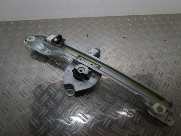 Leve vitre electrique arriere droit RENAULT CLIO 3 PHASE 2 – 8200291153