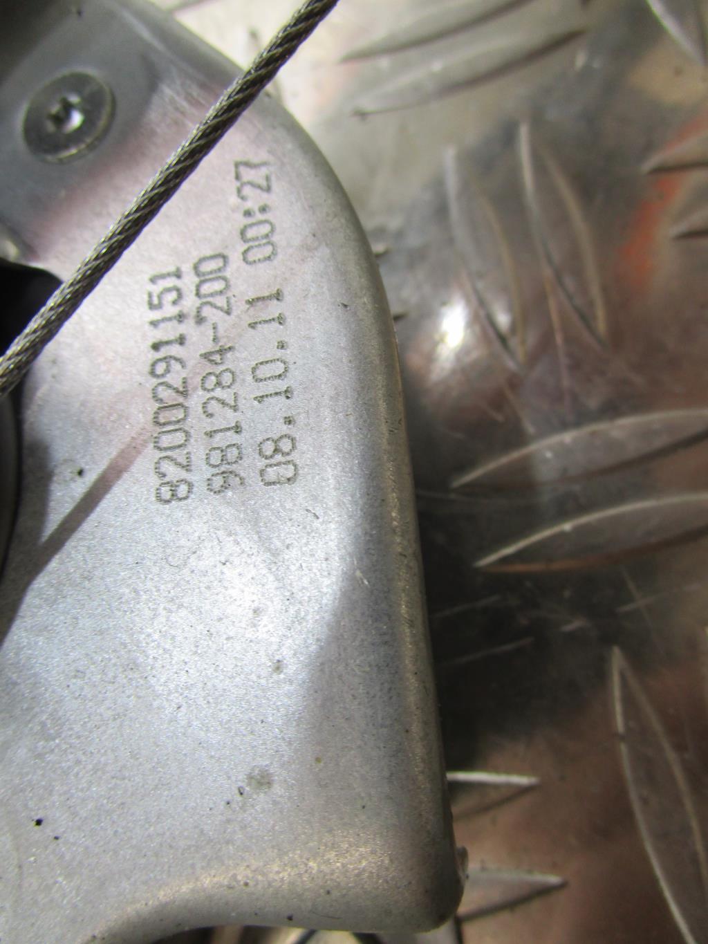 Leve vitre electrique arriere gauche RENAULT CLIO 3 PHASE 2 – 8200291151