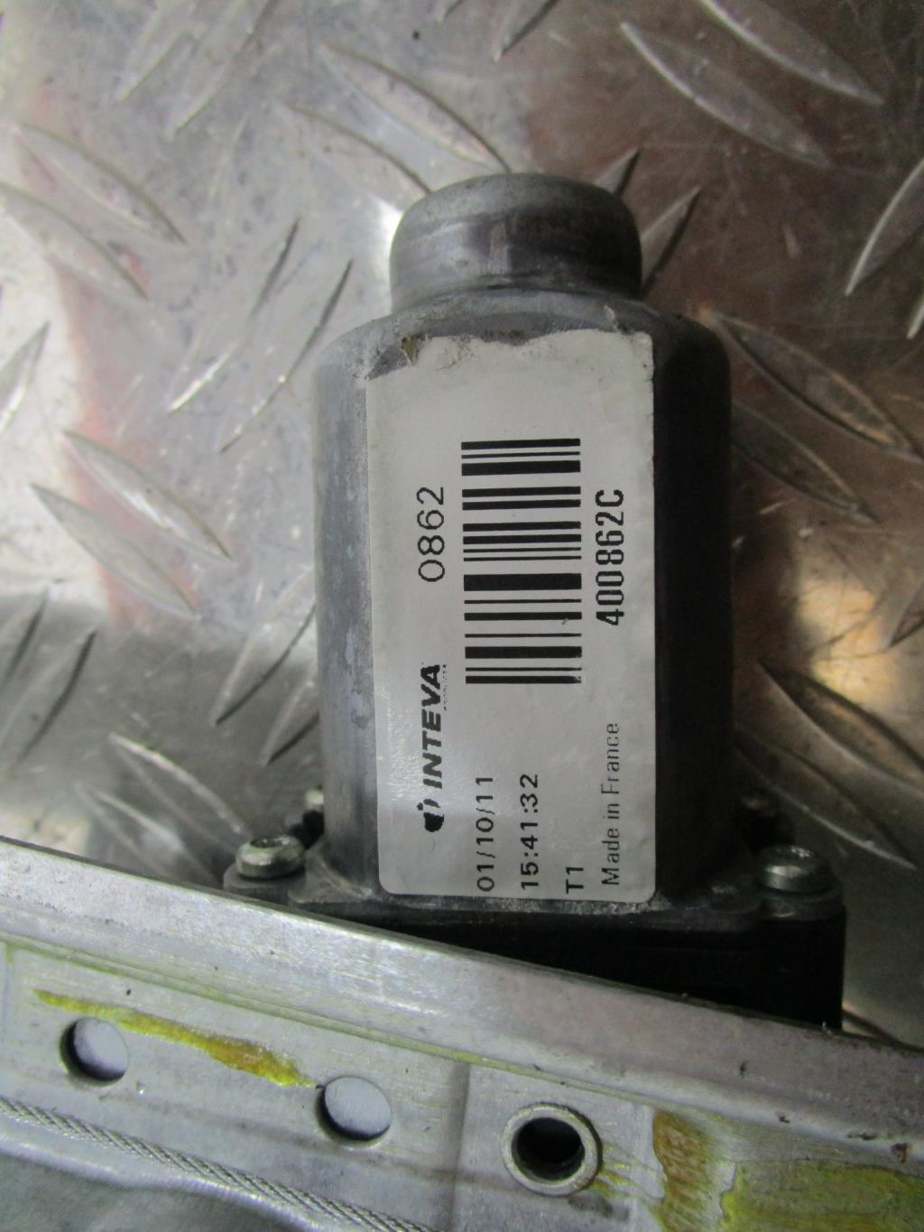 Leve vitre electrique arriere gauche RENAULT CLIO 3 PHASE 2 – 8200291151