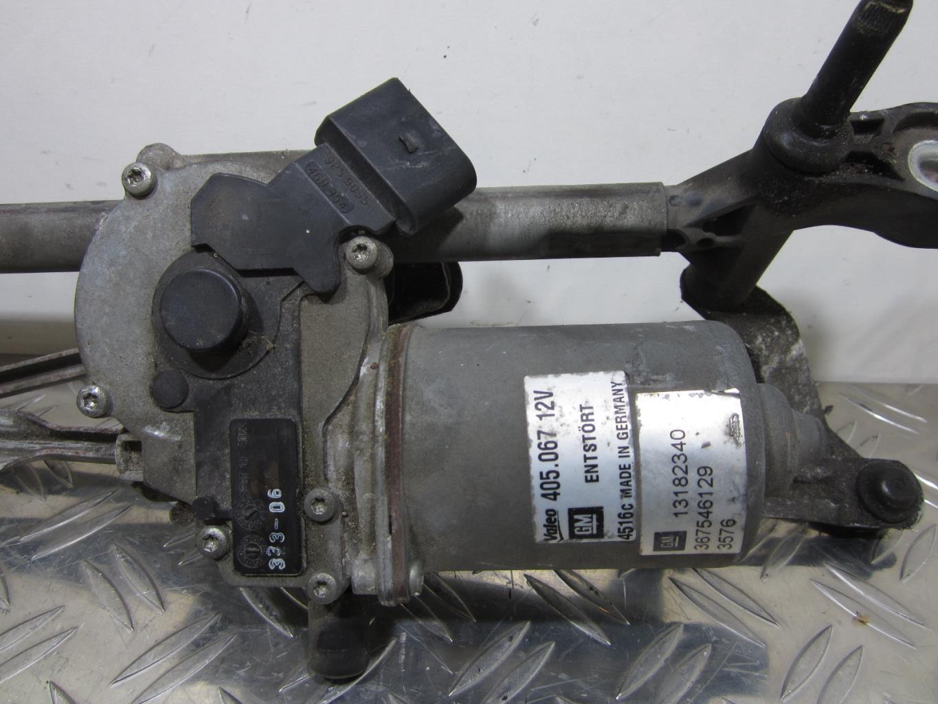 Moteur essuie glace avant  OPEL CORSA D PHASE 1 – 367546129