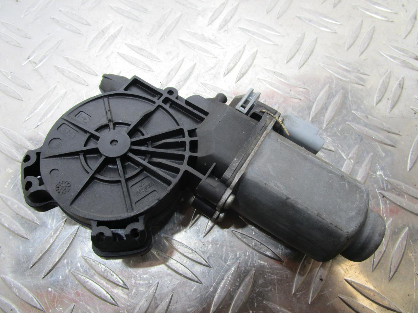 Moteur leve vitre avant droit CITROEN C3 2 – 402214c