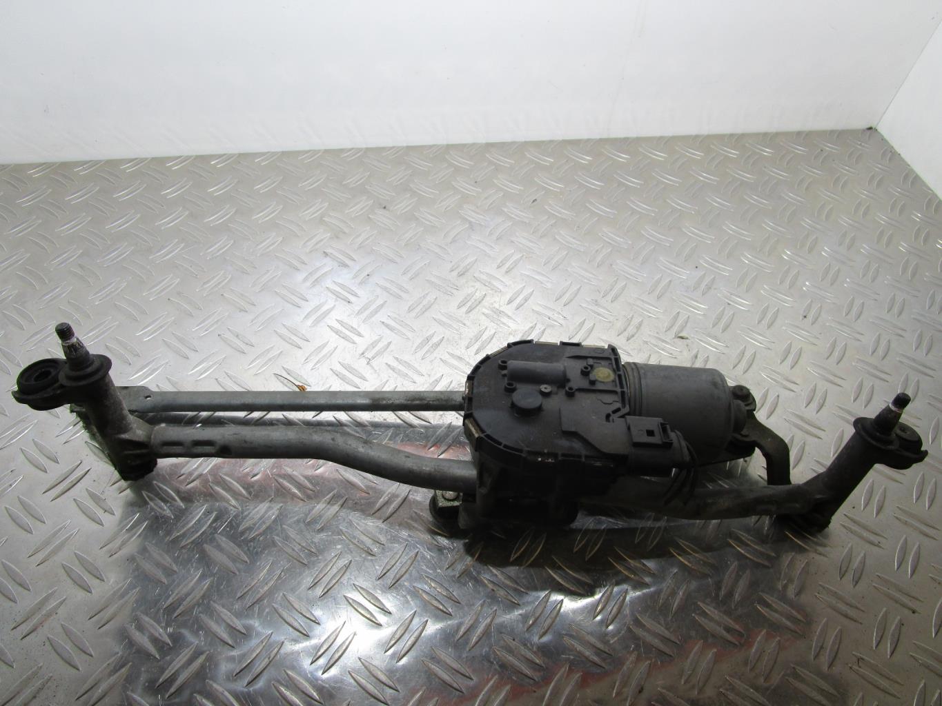 Moteur essuie glace avant AUDI A3 2 – 3397021009
