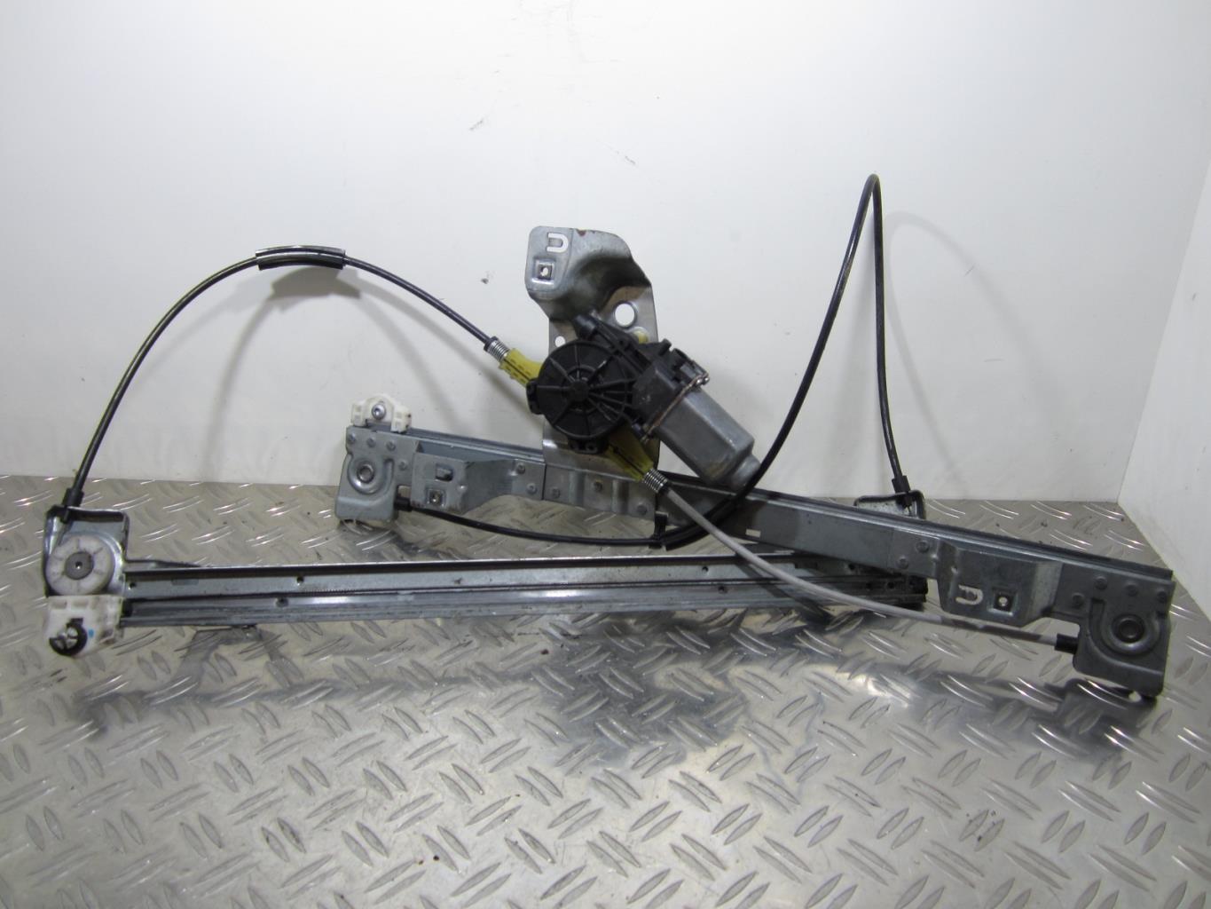Leve vitre electrique avant droit RENAULT KANGOO 2 PHASE 1 – 402086A