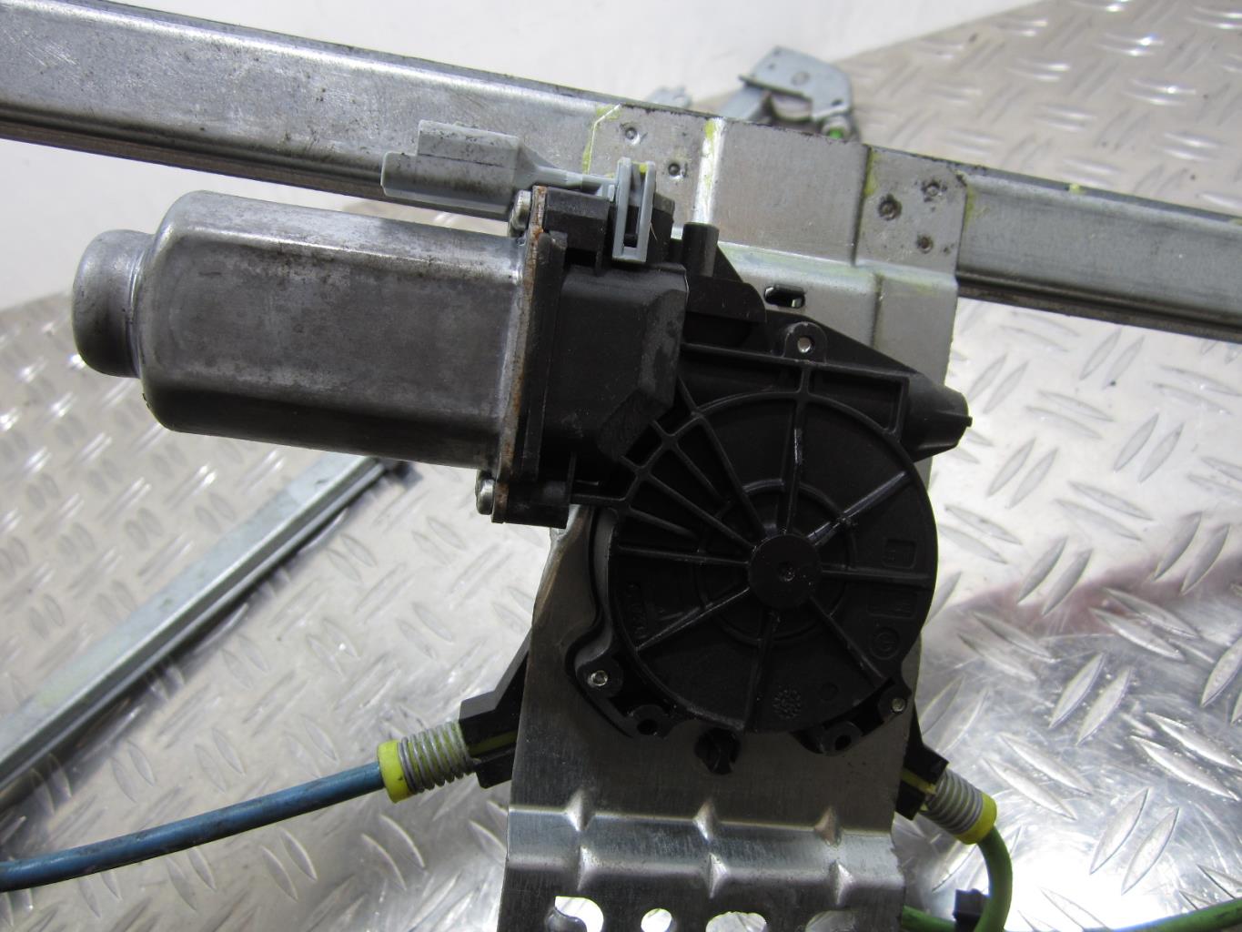 Leve vitre electrique avant droit CITROEN JUMPY – 400985B